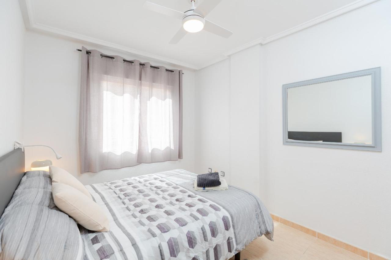 Apartamento Petite Charming By Fidalsa Torrevieja Exterior foto